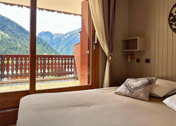 Le Levasset Vue Montagne Proche Pistes *