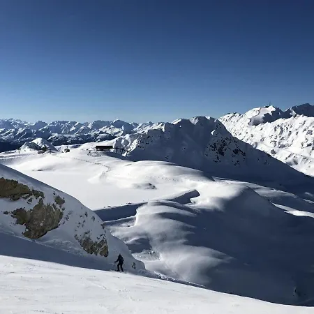 Le Levasset Vue Montagne Proche Pistes * La Plagne